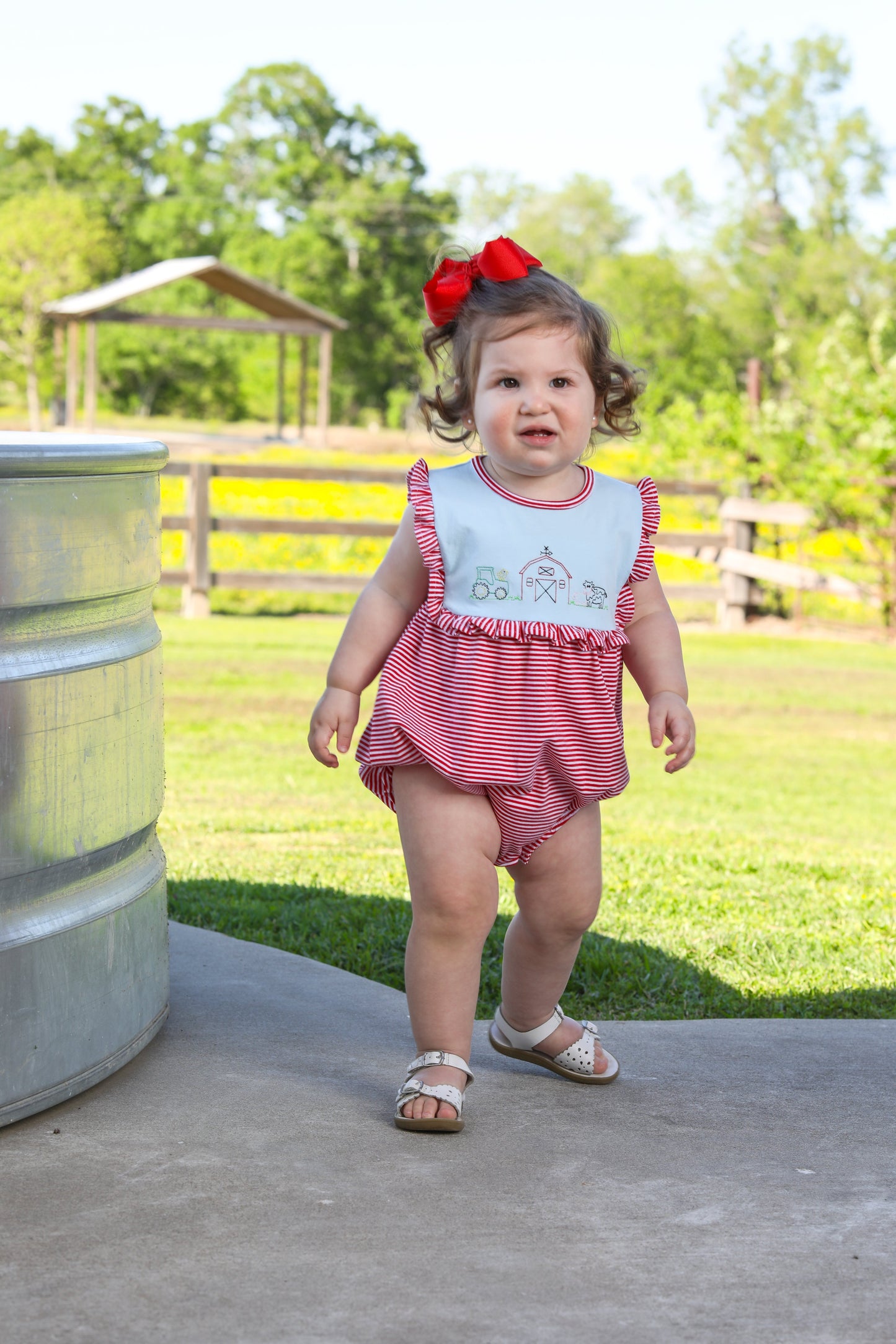 Farm Ruffle Bubble