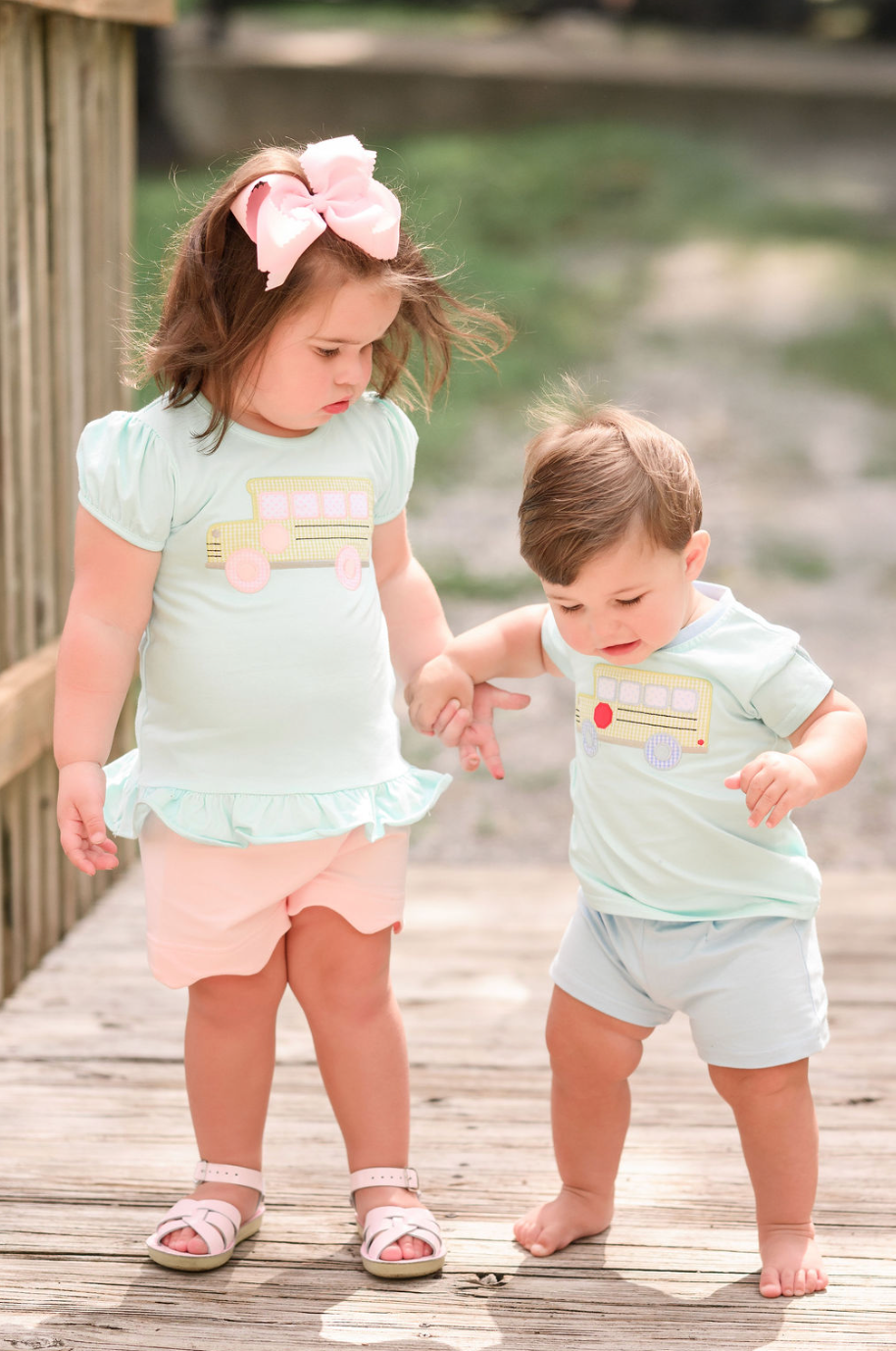 Bus Ruffle Short Set