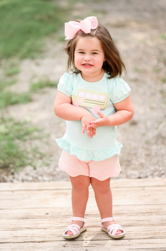 Bus Ruffle Short Set