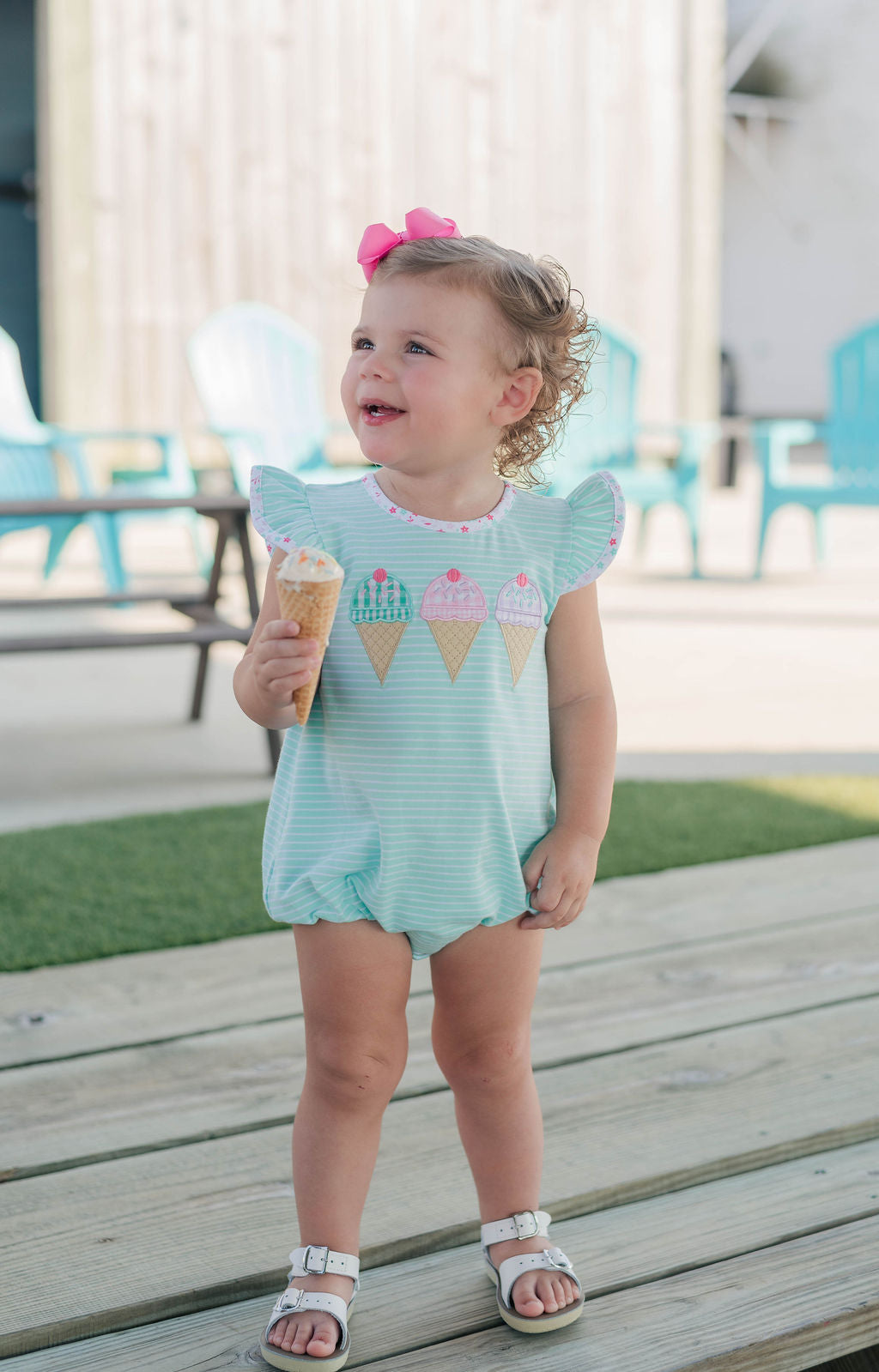 Triple Scoop Flutter Bubble