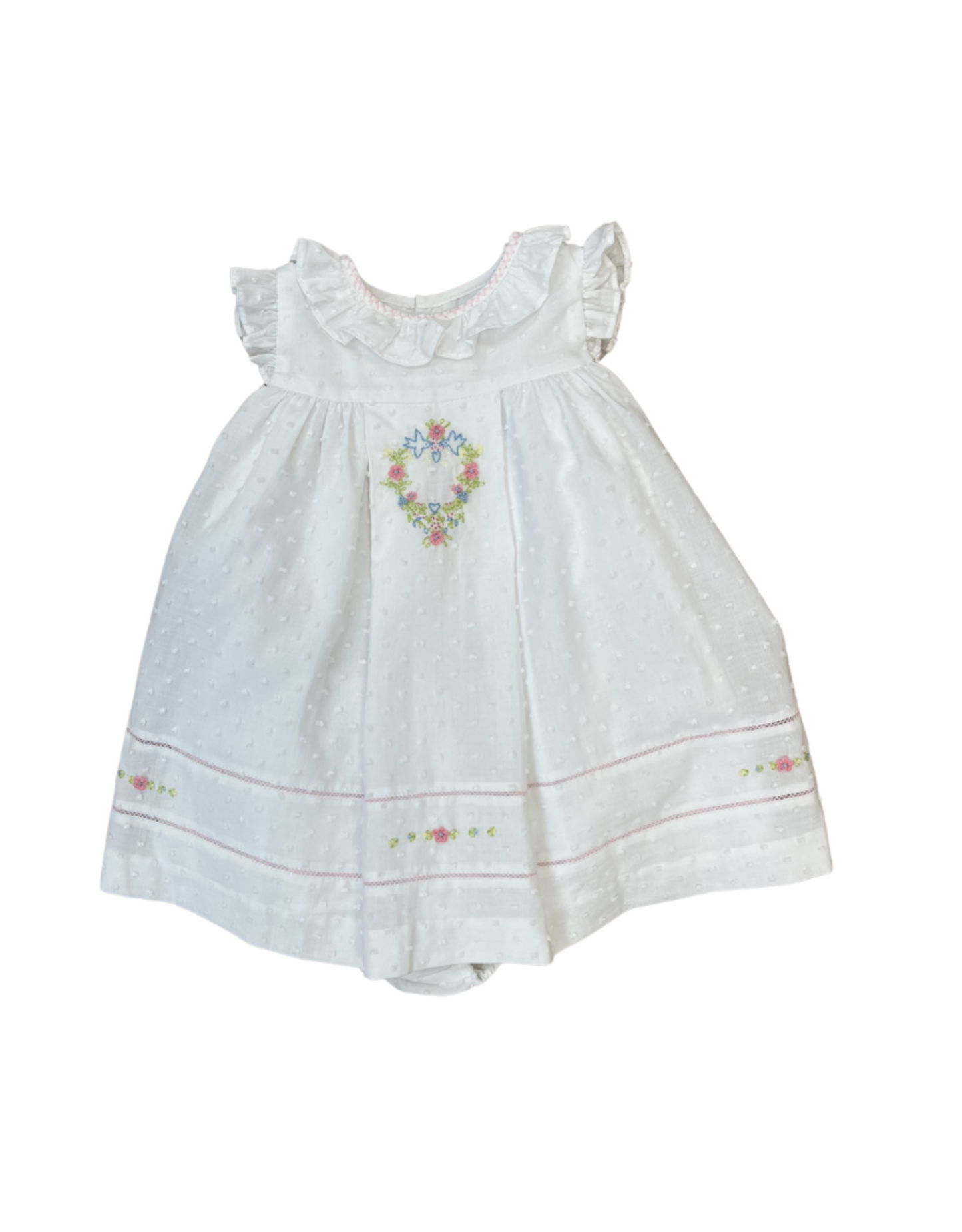 Dotted Ruffle Float